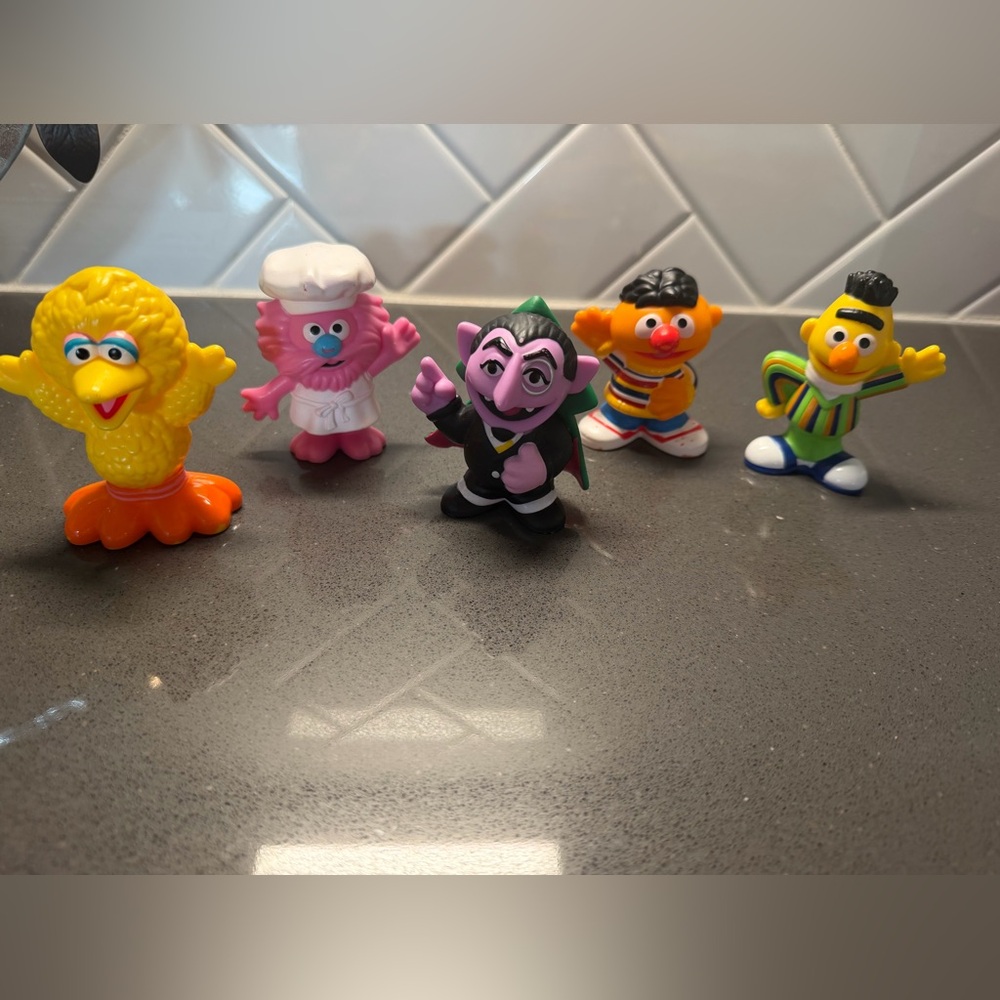 Sesame Street Mini Figures